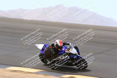 media/Apr-10-2022-SoCal Trackdays (Sun) [[f104b12566]]/Bowl (11am)/